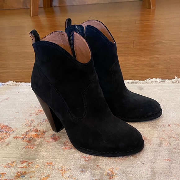 frye black suede booties